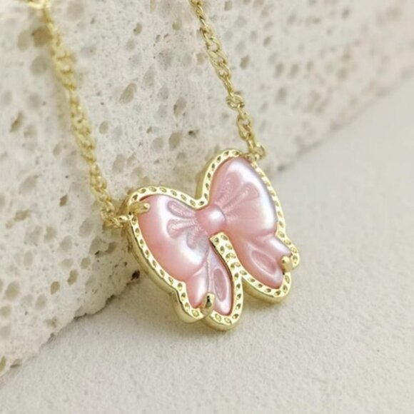 💎Kendra Scott Haley Pink Bow Gold Necklace🎀 - Picture 2 of 3